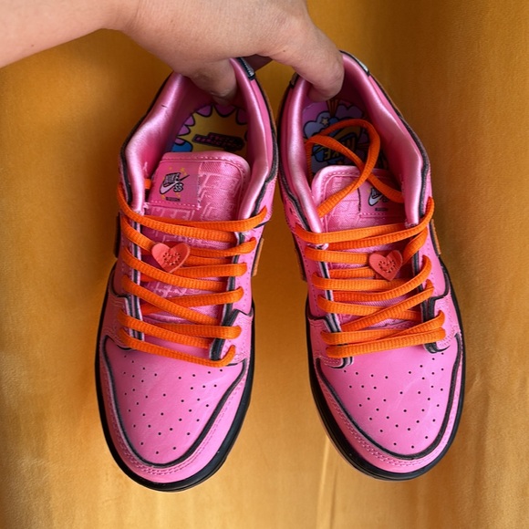Nike SB Dunk Low "The Powerpuff Girls Blossom" 1.5 Y - Picture 12 of 16
